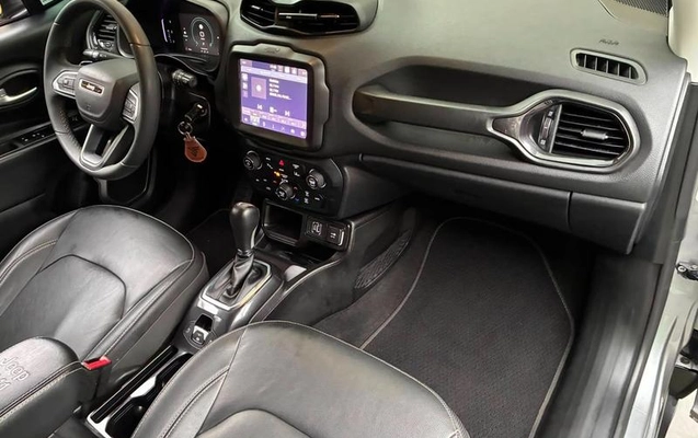 imagem-https://www.socarrao.com.br/sc-vehicle-images-prod/4061841/1790259959010-8393321_9_B_e8845874d3.jpeg