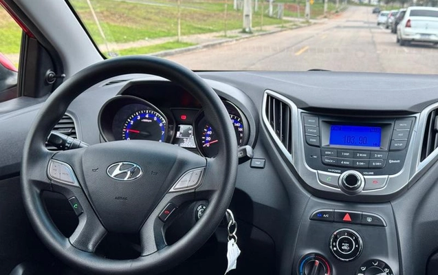 imagem-https://www.socarrao.com.br/sc-vehicle-images-prod/4061950/1790176355975-8452336_9_B_78524b0a40.jpeg