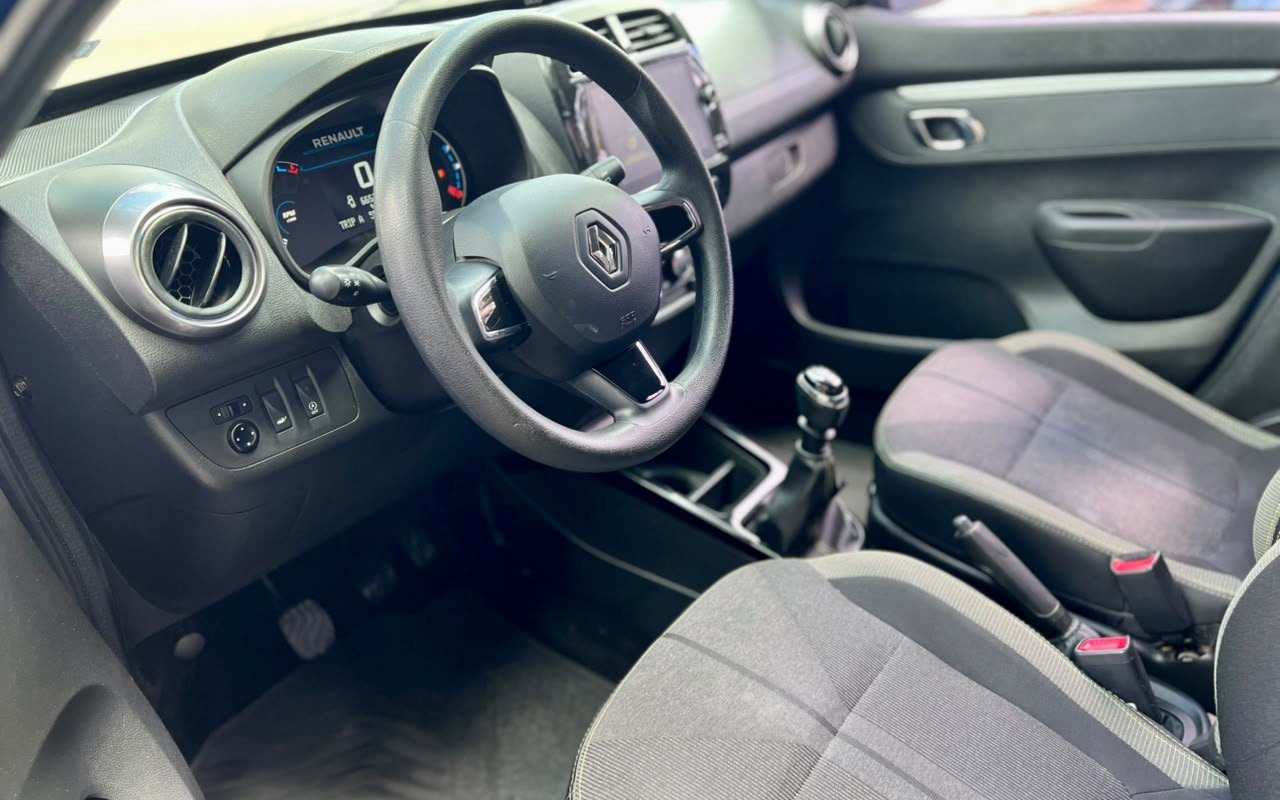 imagem-https://www.socarrao.com.br/sc-vehicle-images-prod/4061965/1790176477005-ZTQyN2ZjN2MtMGQ5Ni00YTk0LWJmNGMtMDVmYTYwNDBlZGU0LmpwZw.jpg