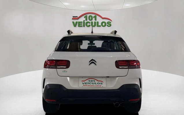 imagem-https://www.socarrao.com.br/sc-vehicle-images-prod/4061983/1790176614168-003_be25d7bb8123527b10bc31deb43c2833.jpg
