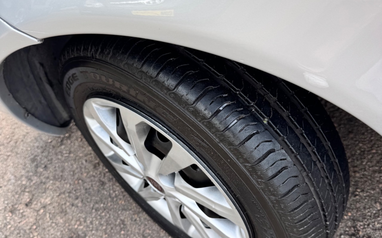 imagem-https://www.socarrao.com.br/sc-vehicle-images-prod/4062029/1790176690897-SU1HXzgxMTUuanBlZw.jpeg