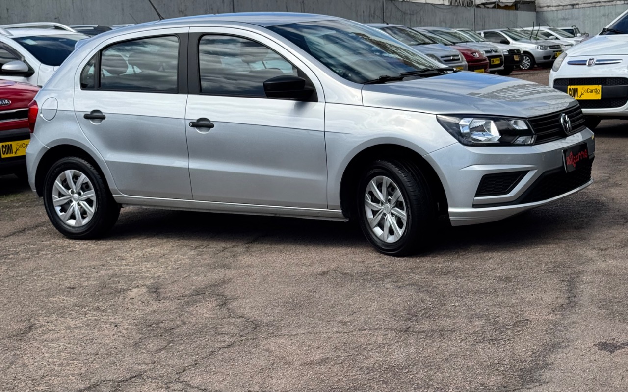 Volkswagen Gol 1.0 Flex 12V 5p 2022 Prata — foto 1 de 3