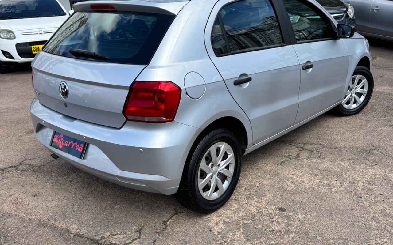 imagem-https://www.socarrao.com.br/sc-vehicle-images-prod/4062111/1790176830527-SU1HXzgxMTEuanBlZw.jpeg