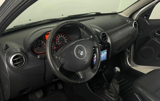 imagem-https://www.socarrao.com.br/sc-vehicle-images-prod/4062112/1790176834541-8504753_12_B_5e7ede7c72.jpeg