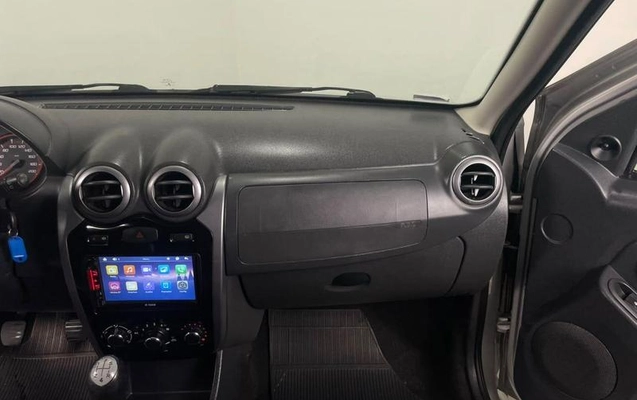 imagem-https://www.socarrao.com.br/sc-vehicle-images-prod/4062112/1790176834550-8504753_15_B_af8d28237d.jpeg