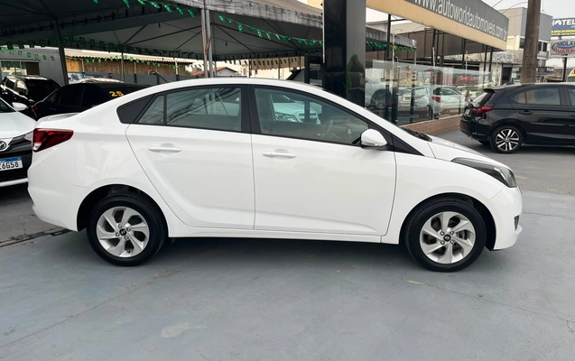 imagem-https://www.socarrao.com.br/sc-vehicle-images-prod/4062139/1790176906114-627b5f933213465e8cbc18f5d752a3e9_1787257958523.jpg