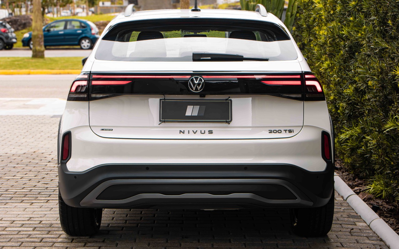 imagem-https://www.socarrao.com.br/sc-vehicle-images-prod/4062271/1790177194909-SU1HXzIzMzkuanBn.jpg