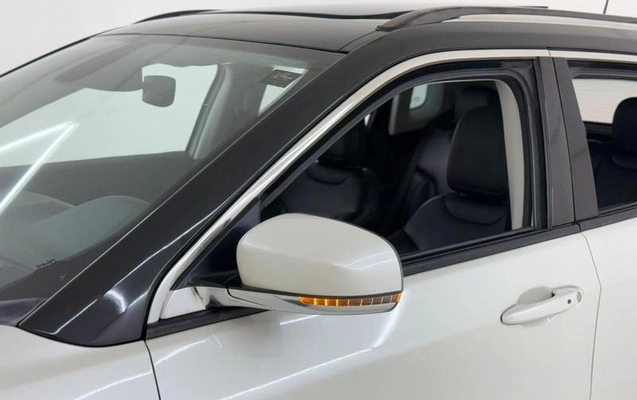 imagem-https://www.socarrao.com.br/sc-vehicle-images-prod/4062514/1790177796318-8476627_19_B_7d7674b2b4.jpeg