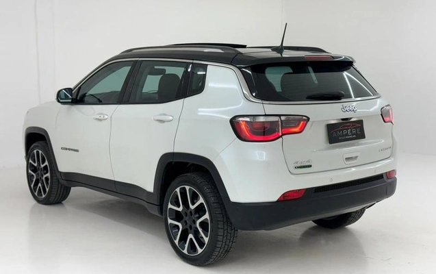 imagem-https://www.socarrao.com.br/sc-vehicle-images-prod/4062514/1790177796324-8476627_1_B_e1b11e41fa.jpeg