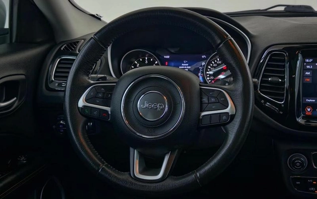 imagem-https://www.socarrao.com.br/sc-vehicle-images-prod/4062514/1790177796334-8476627_14_B_92492517c7.jpeg