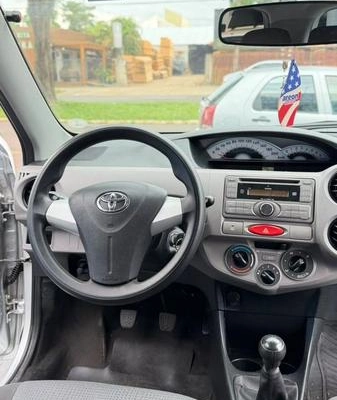 imagem-https://www.socarrao.com.br/sc-vehicle-images-prod/4062612/1790178075558-7931844_7_B_fdd95ba49c.jpeg