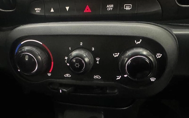imagem-https://www.socarrao.com.br/sc-vehicle-images-prod/4062655/1790257189284-8460589_16_B_d926944f76.jpeg