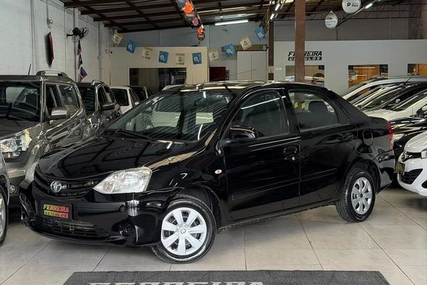 imagem-https://www.socarrao.com.br/sc-vehicle-images-prod/4063001/1790198505976-8505251_0_B_ededf075b6.jpeg