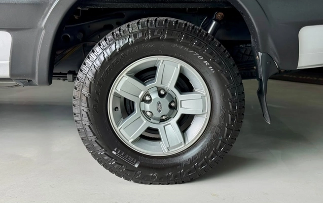 imagem-https://www.socarrao.com.br/sc-vehicle-images-prod/4063006/1790179279322-2_125805.jpg