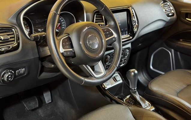 imagem-https://www.socarrao.com.br/sc-vehicle-images-prod/4063220/1790179607220-8486652_10_B_1874703abc.jpeg