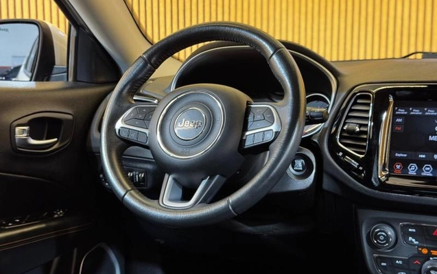 imagem-https://www.socarrao.com.br/sc-vehicle-images-prod/4063220/1790179607227-8486652_14_B_8c6ed4bcd5.jpeg