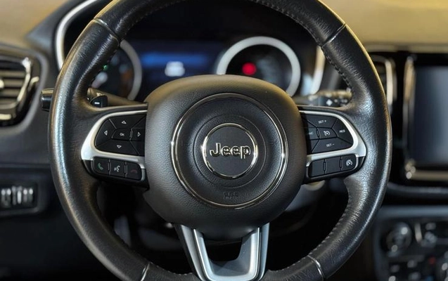 imagem-https://www.socarrao.com.br/sc-vehicle-images-prod/4063220/1790179607236-8486652_20_B_78eedc78bf.jpeg