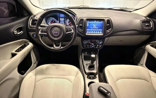 imagem-https://www.socarrao.com.br/sc-vehicle-images-prod/4063367/1790180156511-8371350_5_B_66f522d4b3.jpeg