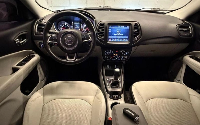imagem-https://www.socarrao.com.br/sc-vehicle-images-prod/4063367/1790180156512-8371350_6_B_c1fcba938e.jpeg