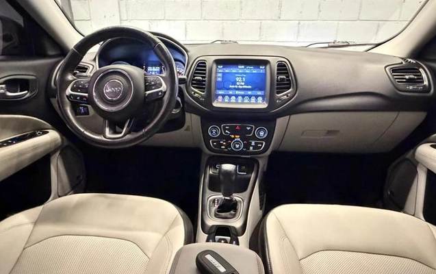 imagem-https://www.socarrao.com.br/sc-vehicle-images-prod/4063367/1790180156519-8371350_16_B_748e3605c3.jpeg