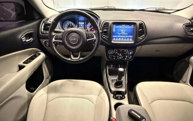 imagem-https://www.socarrao.com.br/sc-vehicle-images-prod/4063367/1790180156523-8371350_16_B_cdcc340988.jpeg