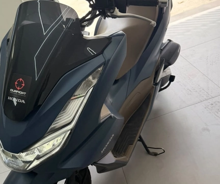 Honda PCX 160 DLX 2023 Cinza — foto 1 de 3