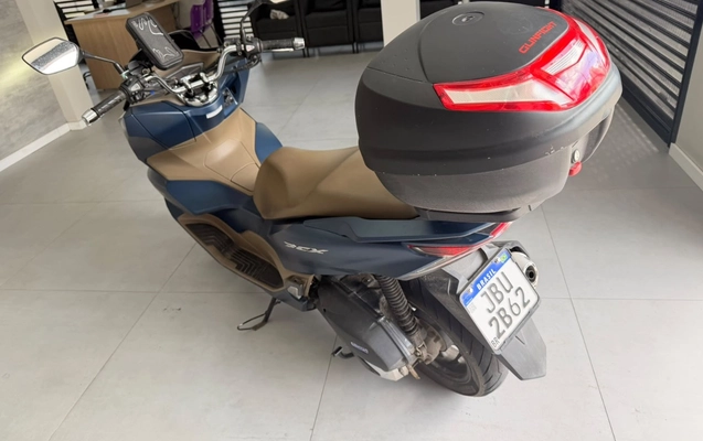 imagem-https://www.socarrao.com.br/sc-vehicle-images-prod/4063371/1790180157576-ODNhODU5MDYtNTdlOS00ODMyLWFmNGEtZWVhODYwODc4NDQxLmpwZWc.jpeg