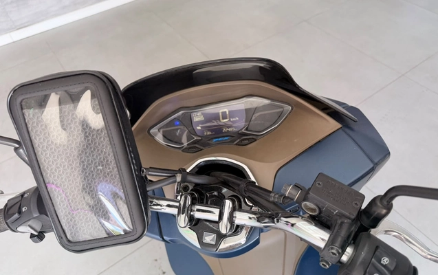 imagem-https://www.socarrao.com.br/sc-vehicle-images-prod/4063371/1790180157894-N2NiZTQxZGYtMTE1ZC00ODE0LWFmMTctNmExYzQzYjM2OTU1LmpwZWc.jpeg