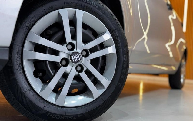 imagem-https://www.socarrao.com.br/sc-vehicle-images-prod/4063386/1790180188951-8505316_3_B_7a39caf110.jpeg