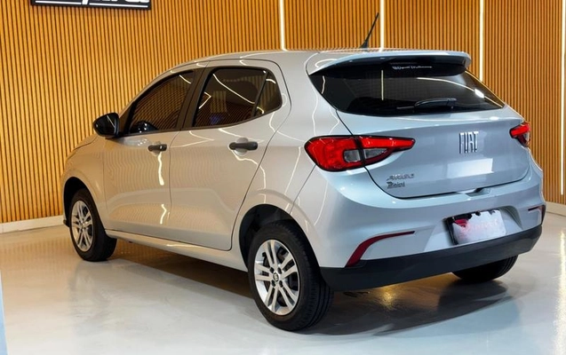 imagem-https://www.socarrao.com.br/sc-vehicle-images-prod/4063386/1790180188956-8505316_5_B_d6bd184fe2.jpeg