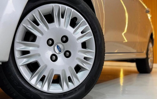 imagem-https://www.socarrao.com.br/sc-vehicle-images-prod/4063399/1790180228699-8465735_3_B_4386e84916.jpeg