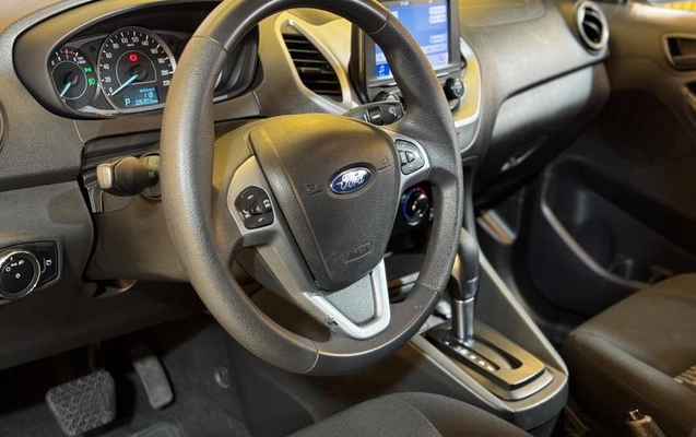 imagem-https://www.socarrao.com.br/sc-vehicle-images-prod/4063399/1790180228709-8465735_9_B_3f5be057ca.jpeg