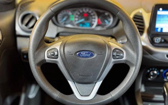imagem-https://www.socarrao.com.br/sc-vehicle-images-prod/4063399/1790180228724-8465735_17_B_2ca027cd47.jpeg