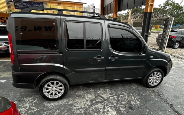 imagem-https://www.socarrao.com.br/sc-vehicle-images-prod/4063703/1790275171549-IpfDIP25h2CZyzZAvgHHyhNArMGbhJN6.jpg
