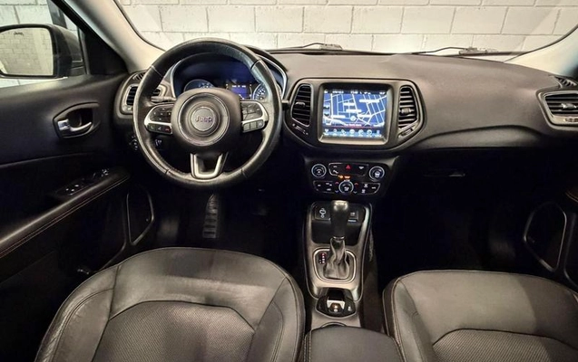 imagem-https://www.socarrao.com.br/sc-vehicle-images-prod/4063704/1790180781398-8371236_7_B_51e96387b2.jpeg