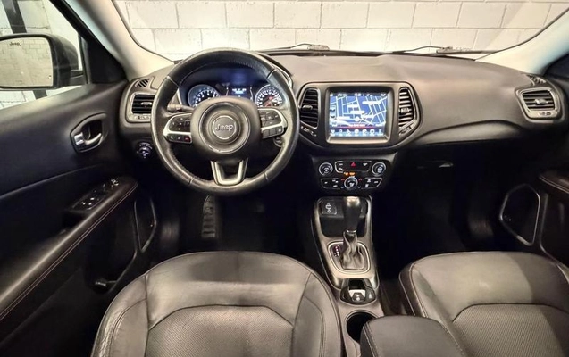 imagem-https://www.socarrao.com.br/sc-vehicle-images-prod/4063704/1790180781403-8371236_15_B_393e834d9a.jpeg