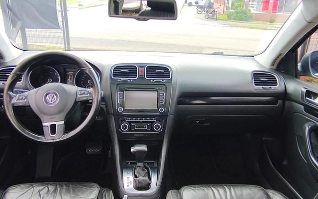 imagem-https://www.socarrao.com.br/sc-vehicle-images-prod/4063751/1790599936375-8260509_9_B_972a675aed.jpeg