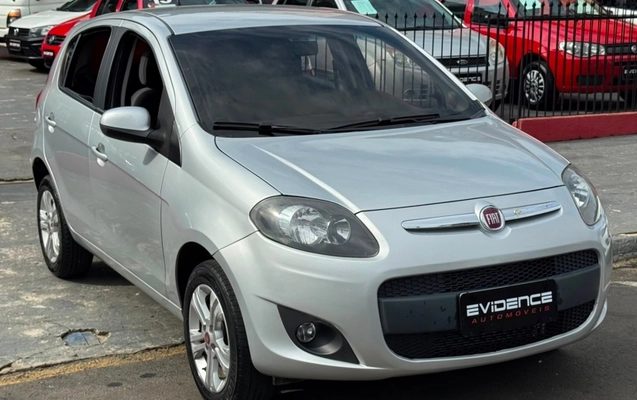 imagem-https://www.socarrao.com.br/sc-vehicle-images-prod/4063895/1790181289336-PqDuvGip8RK1Egh4isI1wDBE40YL58kk.jpg