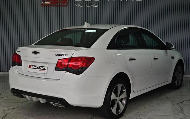 imagem-https://www.socarrao.com.br/sc-vehicle-images-prod/4064139/1790197813979-8043261_8_B_a5cb26f7bc.jpeg
