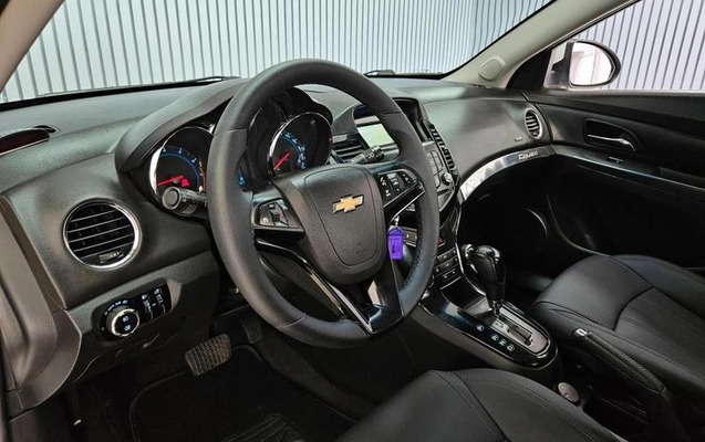 imagem-https://www.socarrao.com.br/sc-vehicle-images-prod/4064139/1790197813982-8043261_13_B_d3b90d7491.jpeg