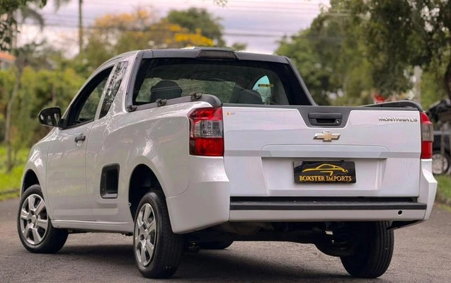 imagem-https://www.socarrao.com.br/sc-vehicle-images-prod/4064176/1790182130544-8497736_3_B_56cb6368b0.jpeg