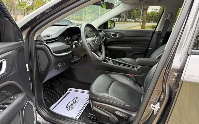 imagem-https://www.socarrao.com.br/sc-vehicle-images-prod/4064420/1790184466660-8503768_13_B_eceefc1451.jpeg