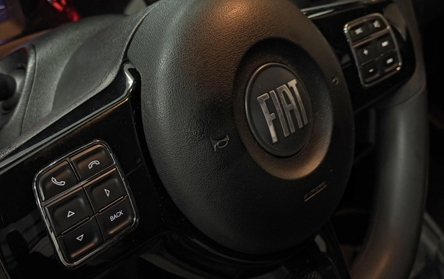 imagem-https://www.socarrao.com.br/sc-vehicle-images-prod/4064457/1790182778586-aW1hZ2UwMDAwMi5qcGc.jpg