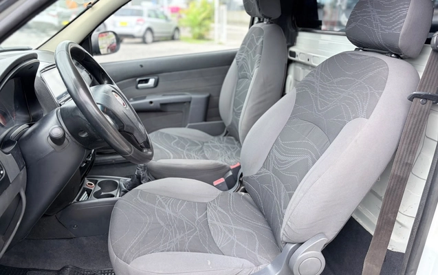 imagem-https://www.socarrao.com.br/sc-vehicle-images-prod/4064671/1790183275152-003_57f9d46d5d17ebd3369a6cdc62752975.jpg
