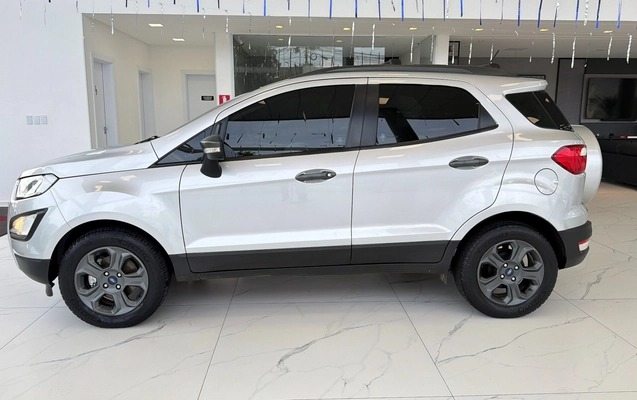 imagem-https://www.socarrao.com.br/sc-vehicle-images-prod/4064689/1790183309471-4ad5916f34e24b8987c50053e9260b44_1790171829981.jpg
