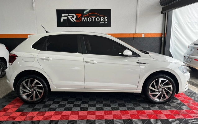 imagem-https://www.socarrao.com.br/sc-vehicle-images-prod/4064828/1790183618482-V2hhdHNBcHAgSW1hZ2UgMjAyNi0wOS0xOSBhdCAxMi4wNC4xNCAoNCkuanBlZw.jpeg