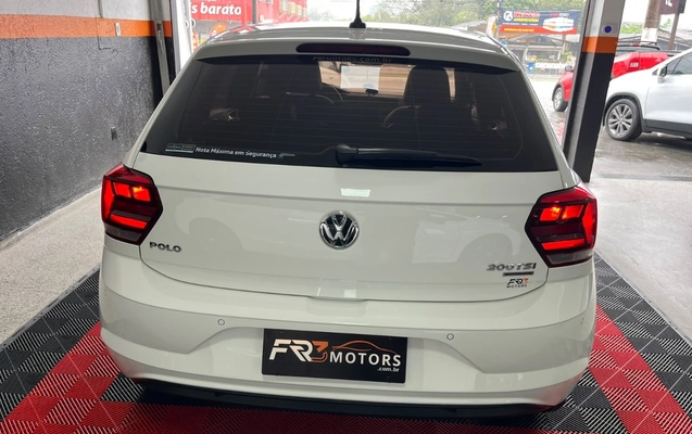 imagem-https://www.socarrao.com.br/sc-vehicle-images-prod/4064828/1790183618829-V2hhdHNBcHAgSW1hZ2UgMjAyNi0wOS0xOSBhdCAxMi4wNC4xNCAoMSkuanBlZw.jpeg