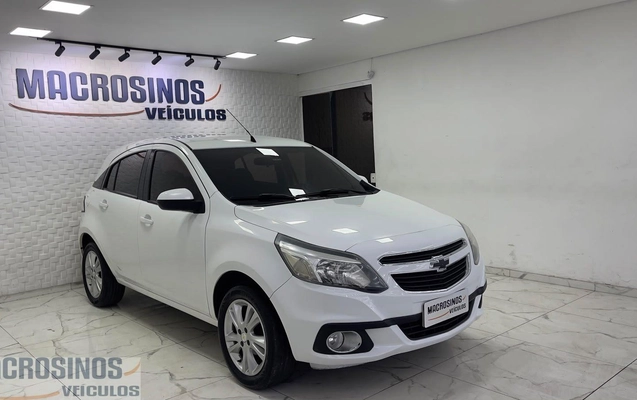 imagem-https://www.socarrao.com.br/sc-vehicle-images-prod/4064832/1790183708195-72fc234818a2491d869e76f7829edd9e_1790183655348.jpg