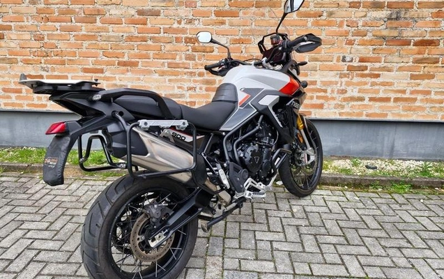 imagem-https://www.socarrao.com.br/sc-vehicle-images-prod/4064856/1790778321287-8505600_2_B_57261b12d5.jpeg