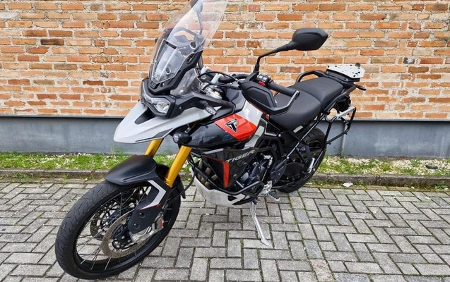 imagem-https://www.socarrao.com.br/sc-vehicle-images-prod/4064856/1792766313819-8505600_4_B_b4eaa39d6d.jpeg